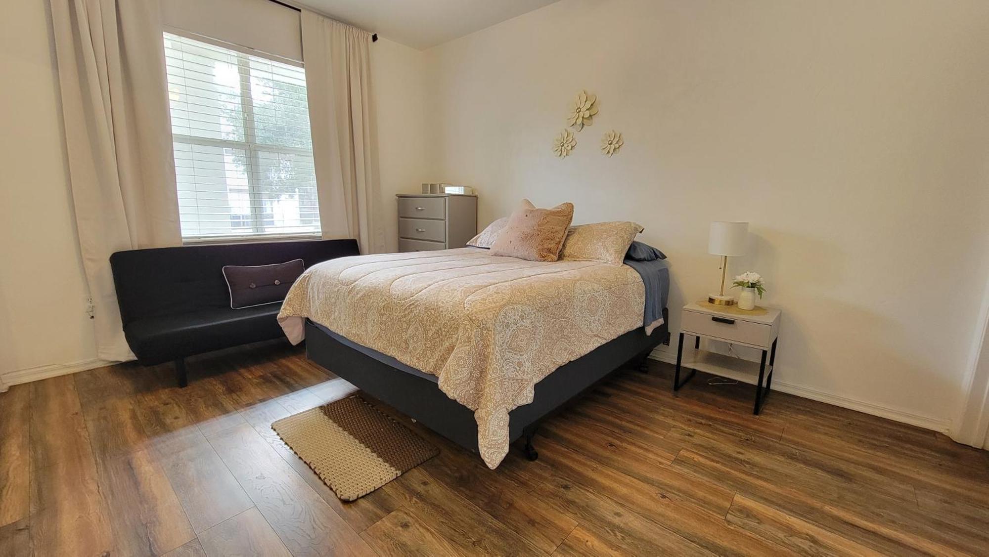 2 Master Suite Apartment Near North Florida Regional Med, Uf Health, & Mall Gainesville Exterior photo